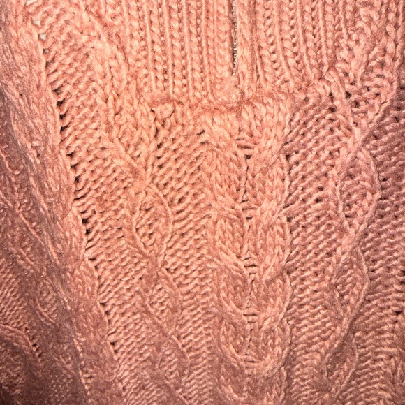 Lucky Brand Dusty Pink Cable Knit Cowl Sweater - Picture 4 of 5
